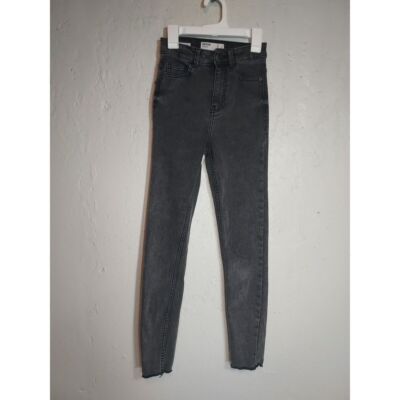 Bershka Women's 00 Super High Rise Cropped Raw Hem Black Denim Jeans