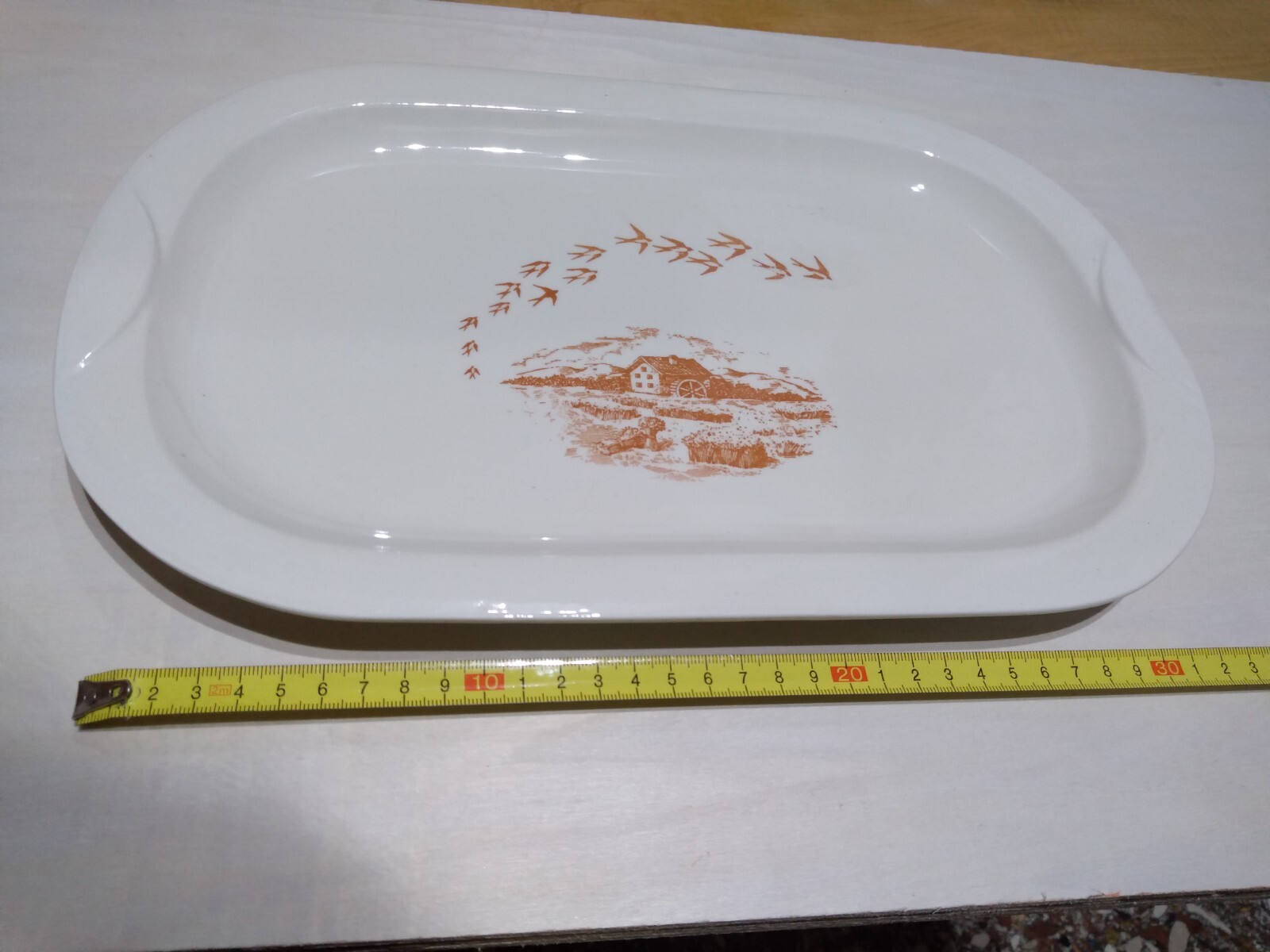 SANO OTTIMO STATO Vassoio Mulino Bianco ceramica anni'80 con Rondini 24x30 cm