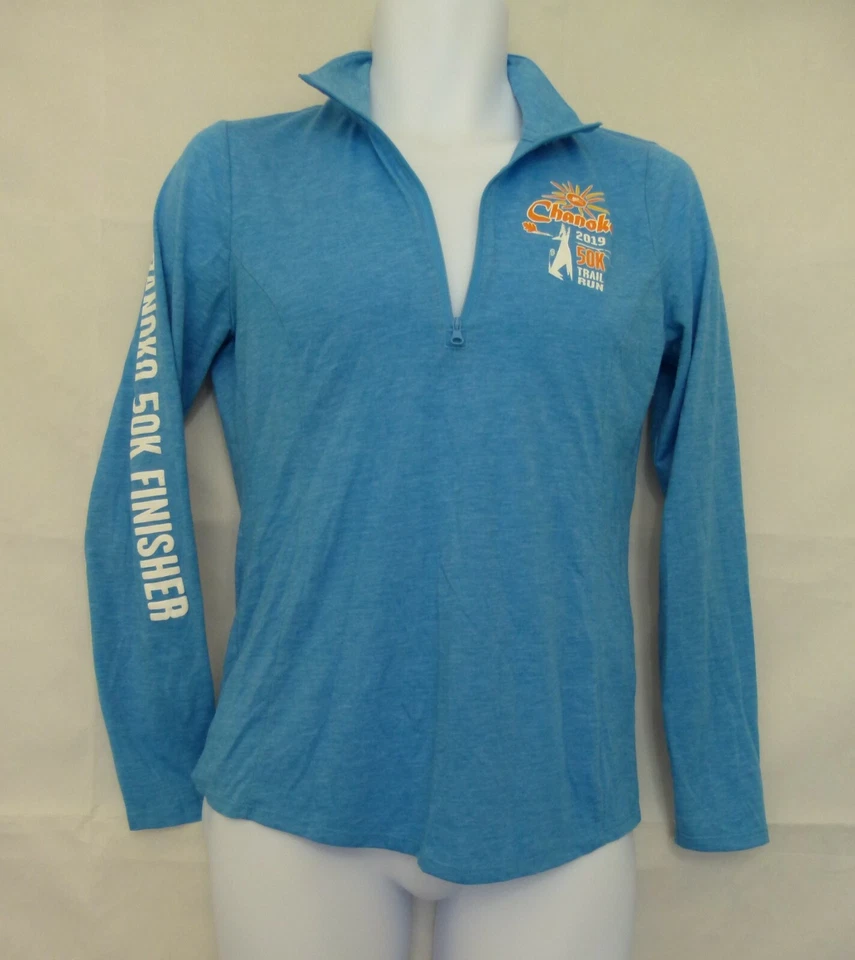 Pullover Sport-Tek "Chanoko 50K Finisher Trail Run" para mujer 1/4 cremallera talla S Foto 4 de 4