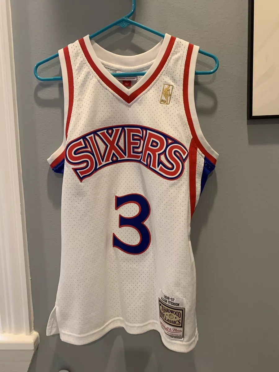 Mitchell & Ness Swingman Philadelphia 76ers Home 1996-97 Allen Iverson Jersey, White