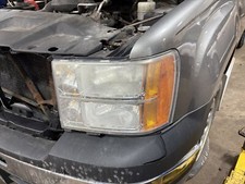 Used Left Headlight Assembly Fits 2009 Gmc Sierra 1500 Pickup Left Grade C