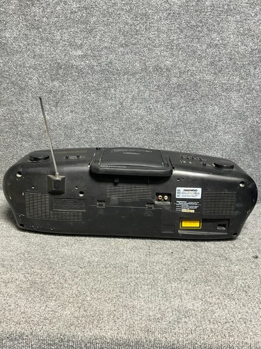 Daewoo ACD-4310 Portable CD Radio Cassette Recorder in Black – For Parts Only * - Picture 13 of 18