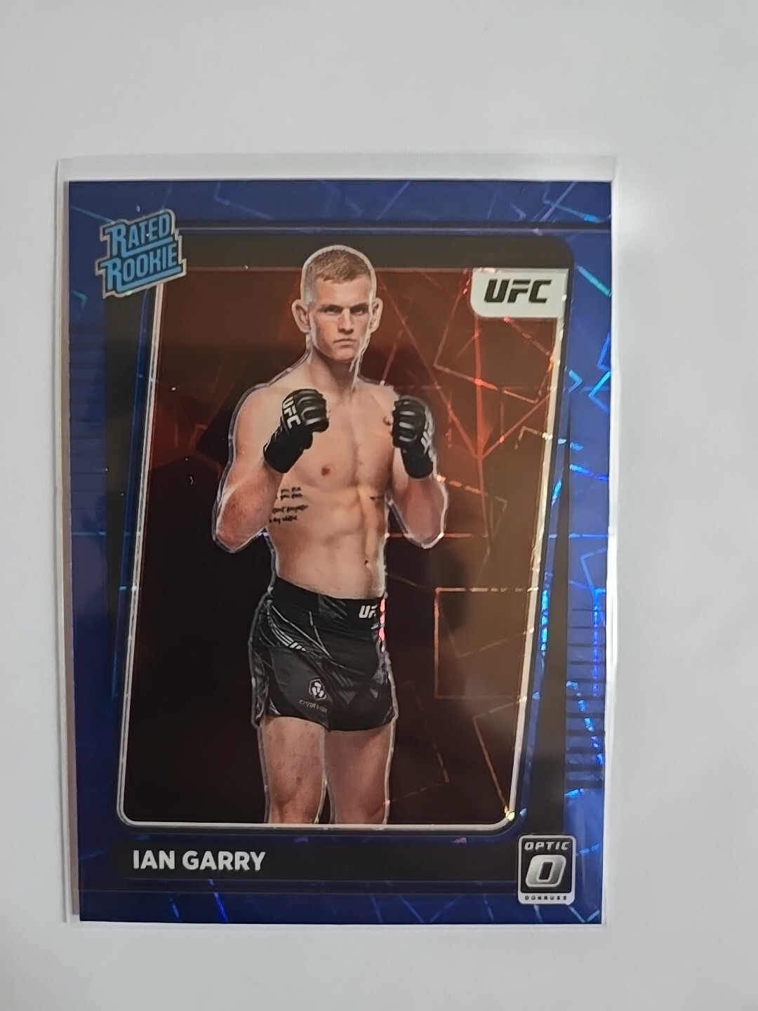 2022 Panini Donruss Optic UFC - Rated Rookie Blue Velocity Prizm #108 Ian Garry