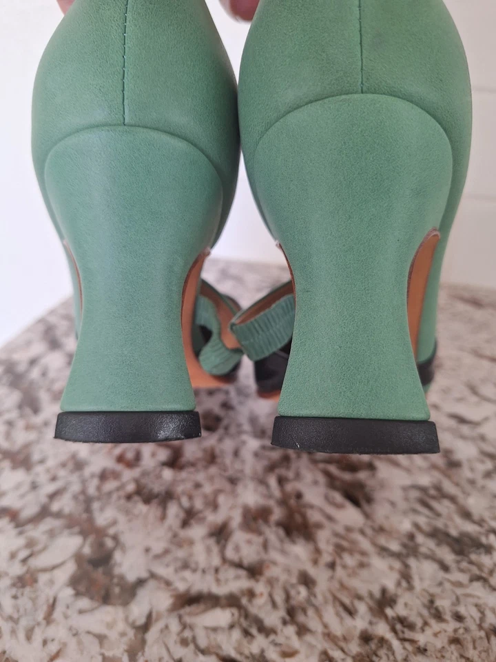 Zapatos de tacón negros John Fluevog sandalias talla 6,5 para mujer Foto 4 de 4