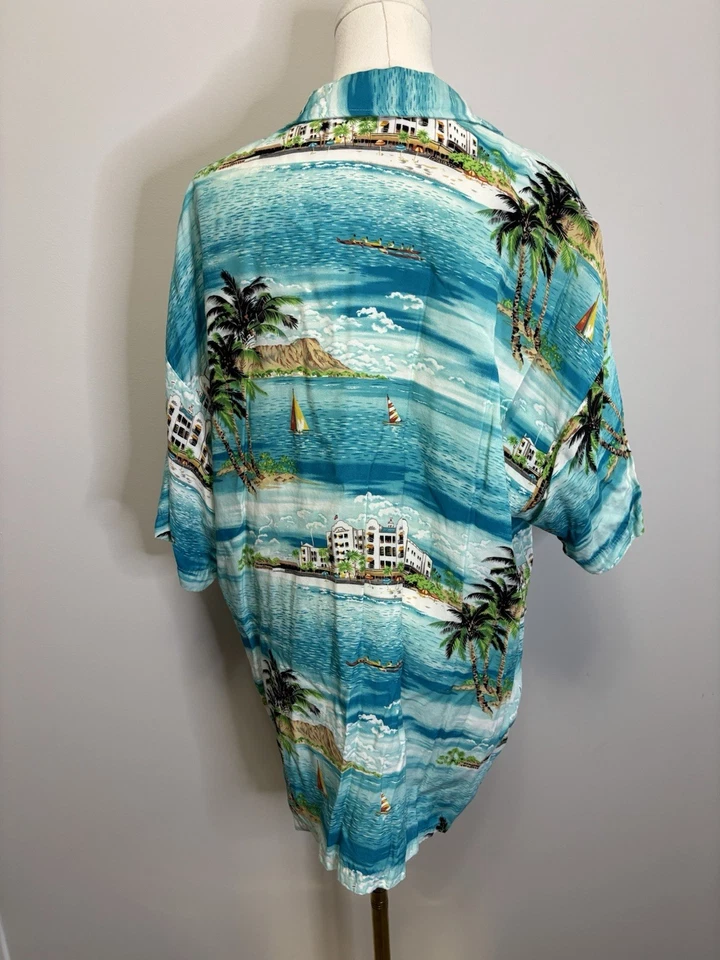 Men’s Large Italian Manzini Hawaiian Resort Shirt White Lotus - Image 3 of 4