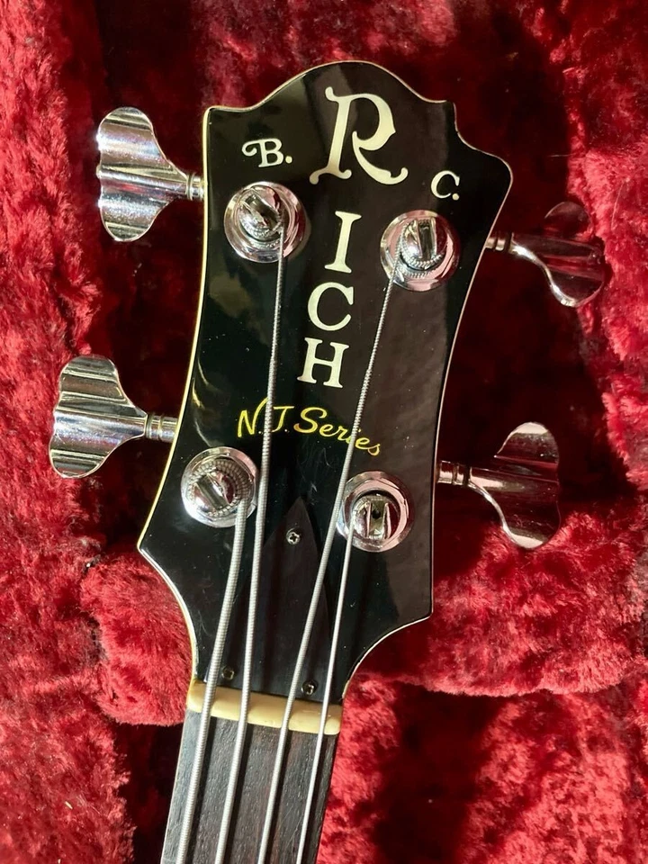 B.C.RICH N.J. Series EAGLE BASS Fretless Mod White E-Bassgitarre Gebraucht - Bild 4 von 4