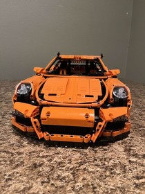 LEGO TECHNIC: Porsche 911 GT3 RS (42056) -- complete set, no box/instructions