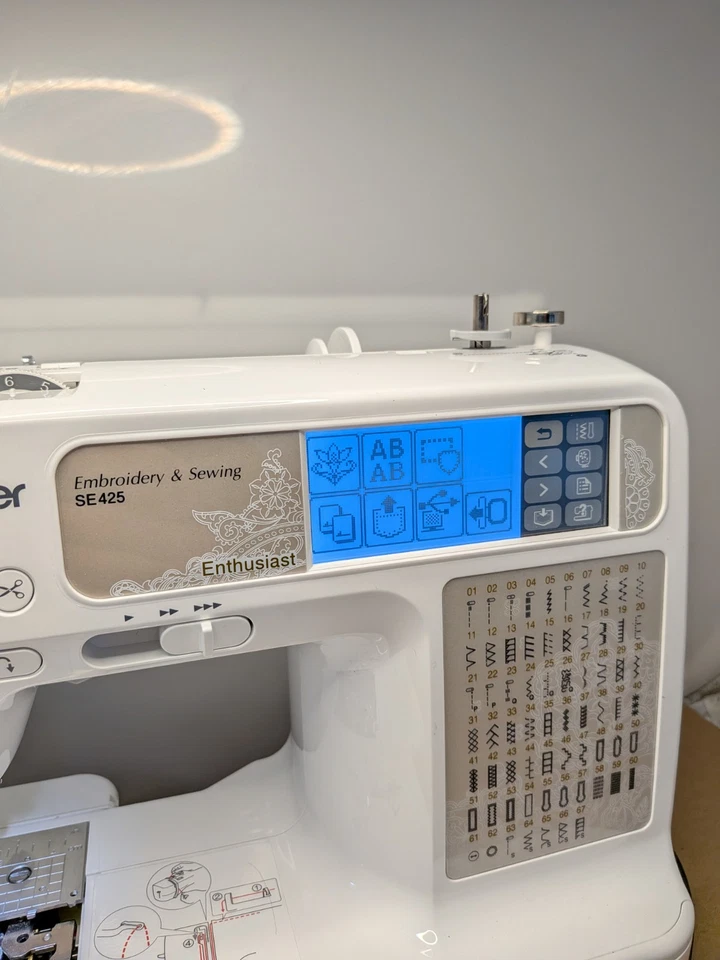 BROTHER SE425 Sewing and Embroidery Machine - Please Read  - Image 2 of 4