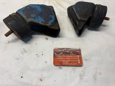 Ford Capri Essex 3.0 V6 Standard Pair Engine Mounting Bracket + Rubber Mounts