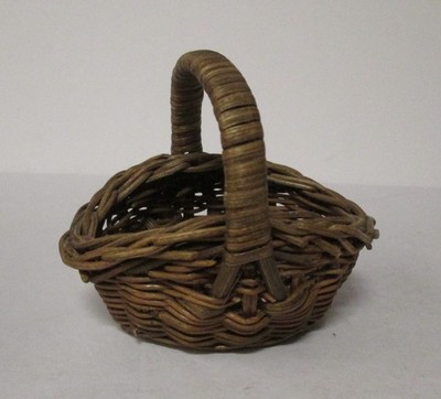 small miniature woven basket rattan wicker w/ handle unbranded mini dusty