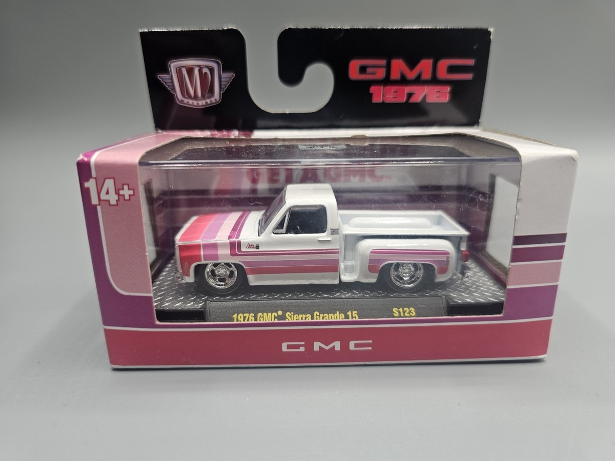 M2マシーン ウォルマート限定　1976 GMC シエラ・グランデ 15 M2マシーン ウォルマート限定 1976 GMC シエラ・グランデ 15