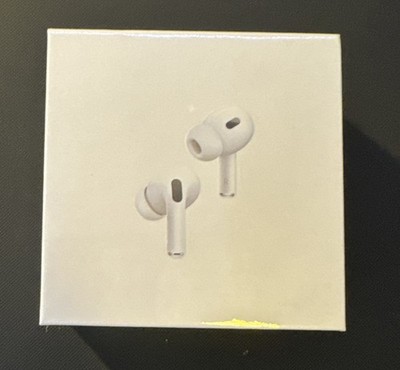 Apple AirPods Pro 2nd Generation with MagSafe Wireless Charging Case USB C White