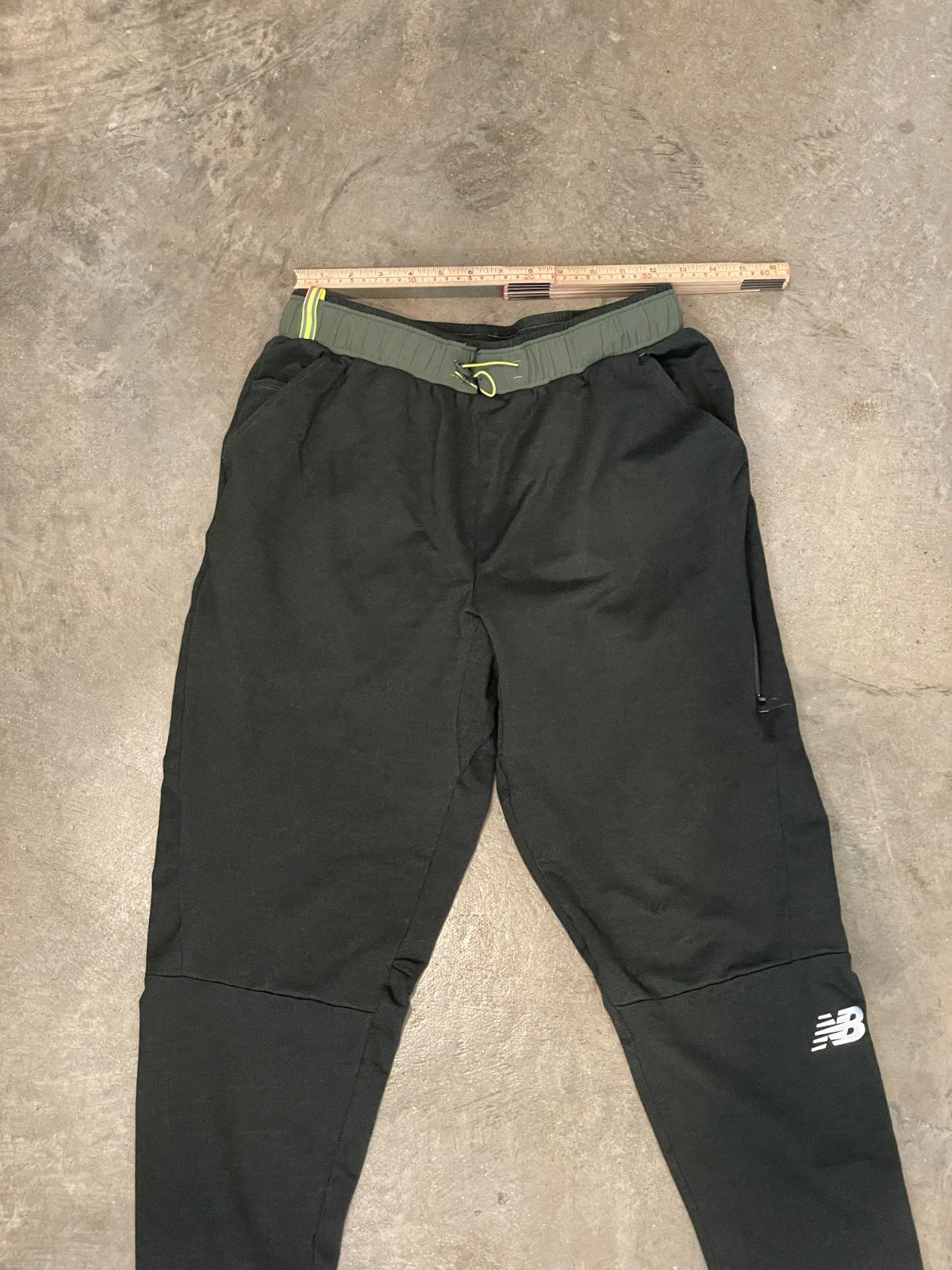 New Balance RC NB Heat Joggers Mens M Green Tapered Thermal Running Sweatpants thumbnail 7
