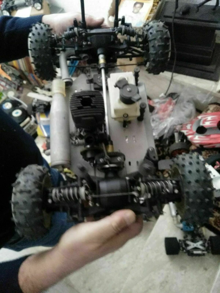 RC Model Mantua Vintage 1:8 - Buone condizioni - Immagine 4 di 4