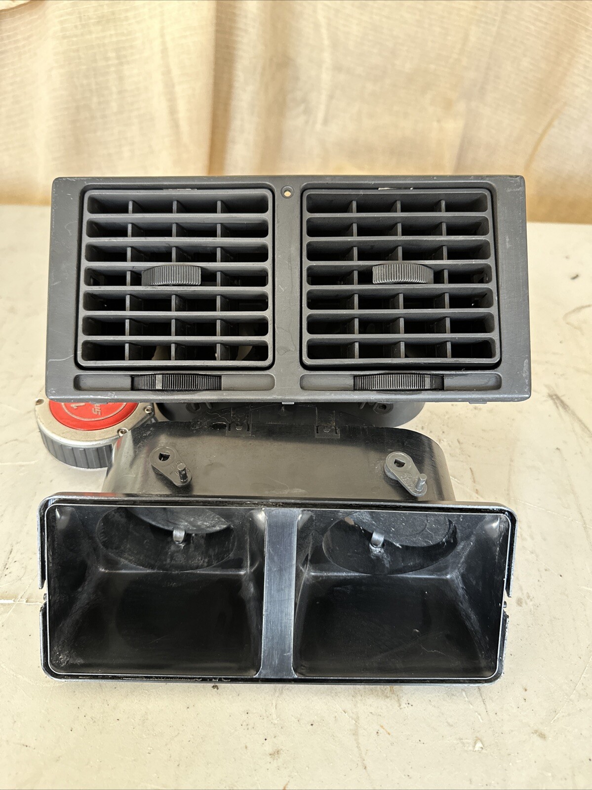 Ferrari 348 355 Central Dash Air Vent Diffuser Alarm Light P/N 64320000 P/R READ