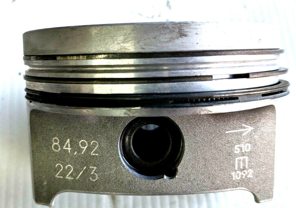 FERRARI 348 PART ENGINE PISTON PRE OWNED 137980 5