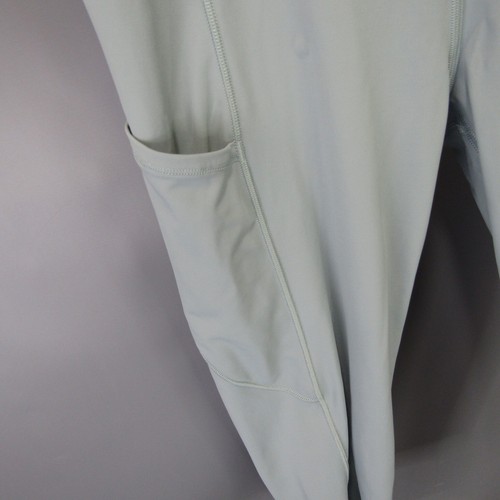 Lululemon Fast High Free Crop II Size 8 Leggings Non-Reflective Athletic Pants - Picture 3 of 10