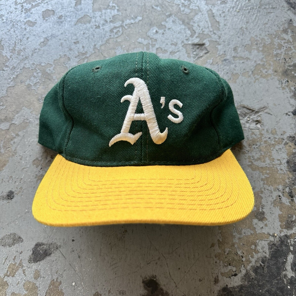 Vintage Sports Specialties Oakland Athletics Two Tone Wool