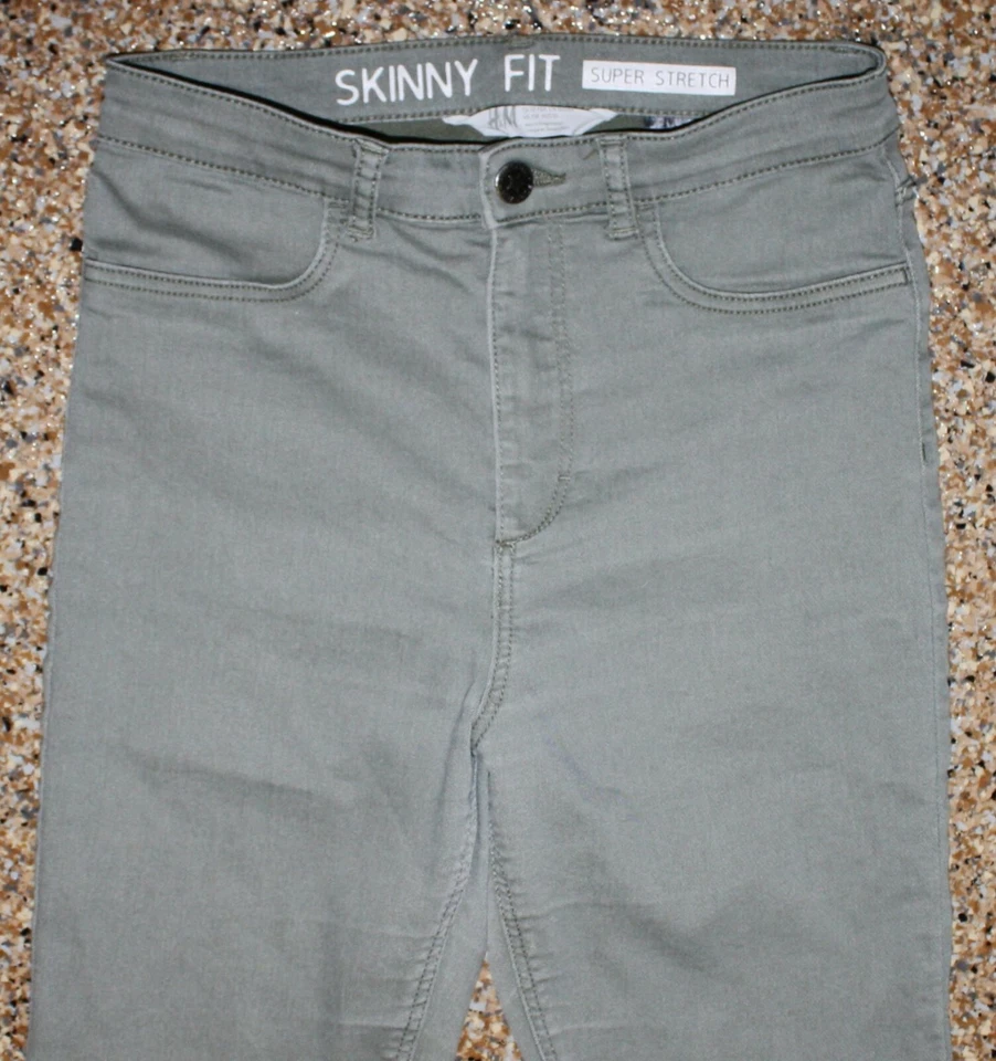 H&M Squin Niñas Cintura Alta Piernas Delgadas Super Elástico Gris Ajustado 26W X 27L Jeans Foto 2 de 4