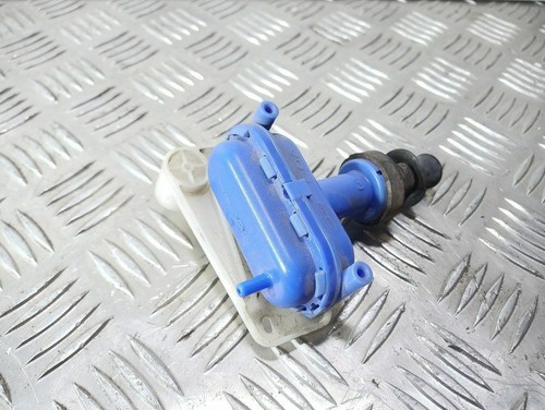 Audi 100 200 5000 C3 1987 Stellmotor Zentralverriegelung UST57121