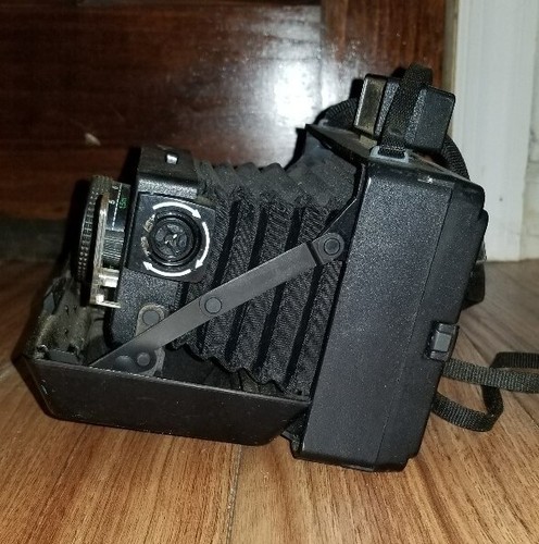 Vintage Polaroid EE 100 Special Instant Film Compact Land Camera Untested - Picture 3 of 5