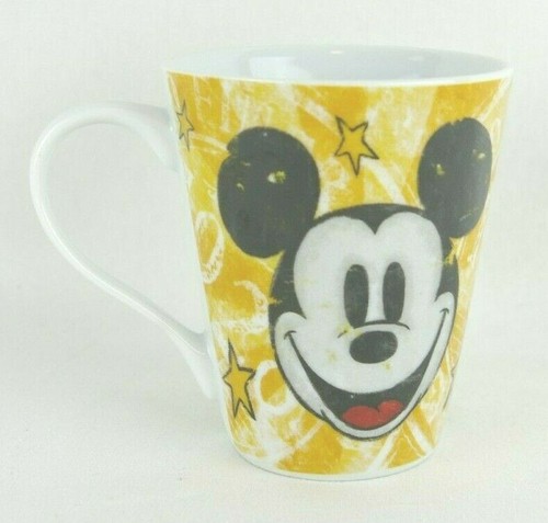 Disney Mickey Mouse "No Finer Friends" Green and Yellow Tea Coffee Cup Mug - Picture 6 of 12