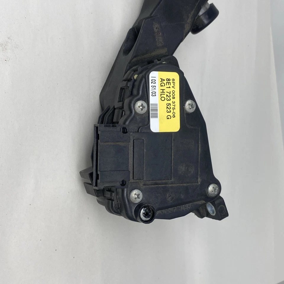 Audi A4 2005 pedal acelerador de gasolina 8E1723523G retirado de un auto en marcha Foto 2 de 4