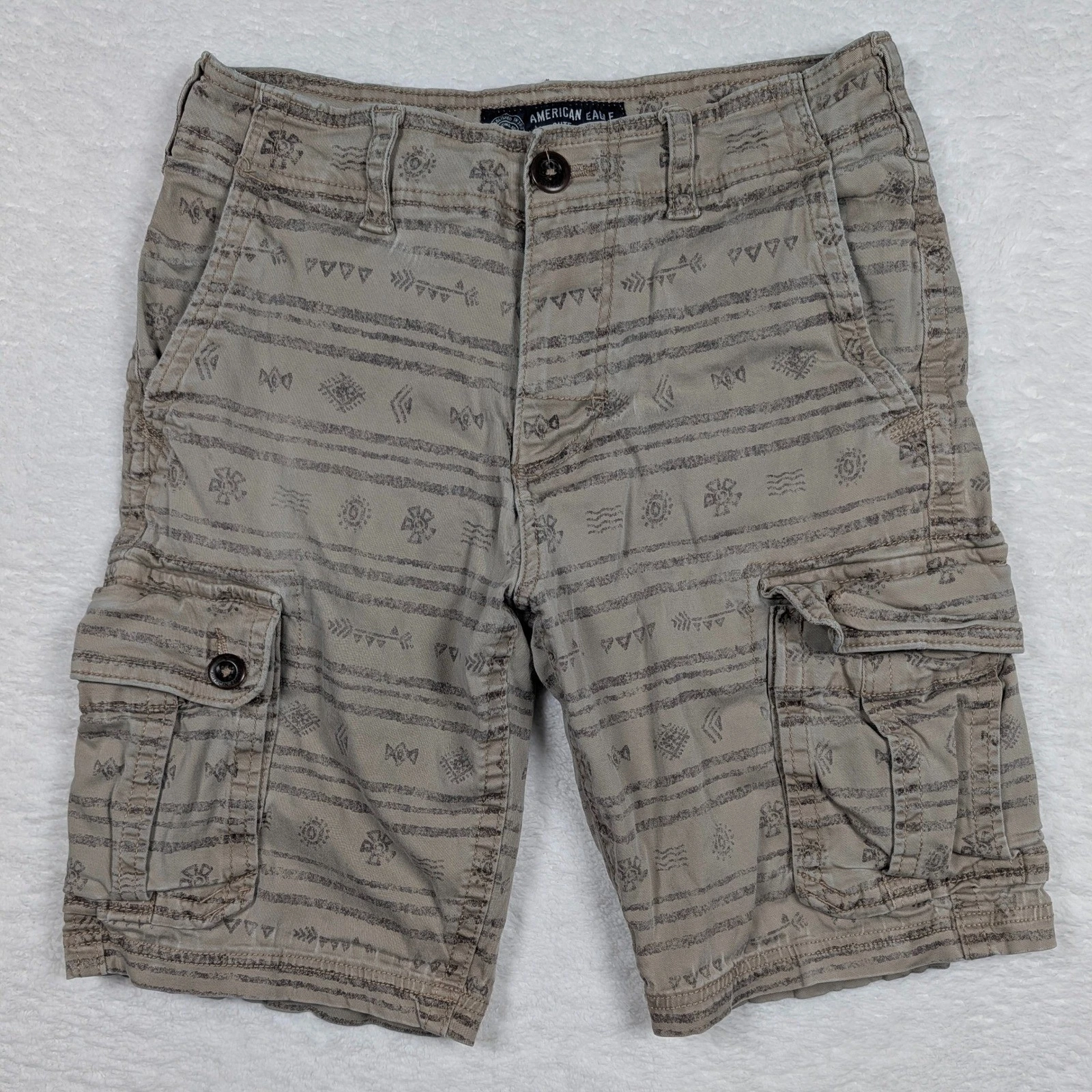 American Eagle Mens 30 Cargo Shorts Tan Tribal Geometric Aztec Active Flex