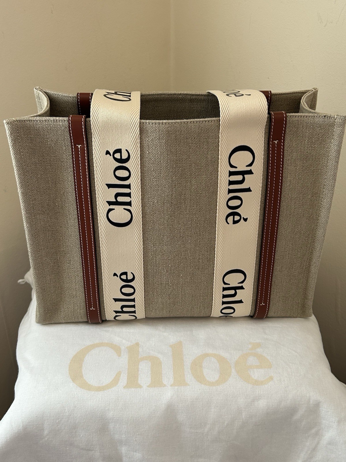 Chloe Woody Medium Tote White Brown
