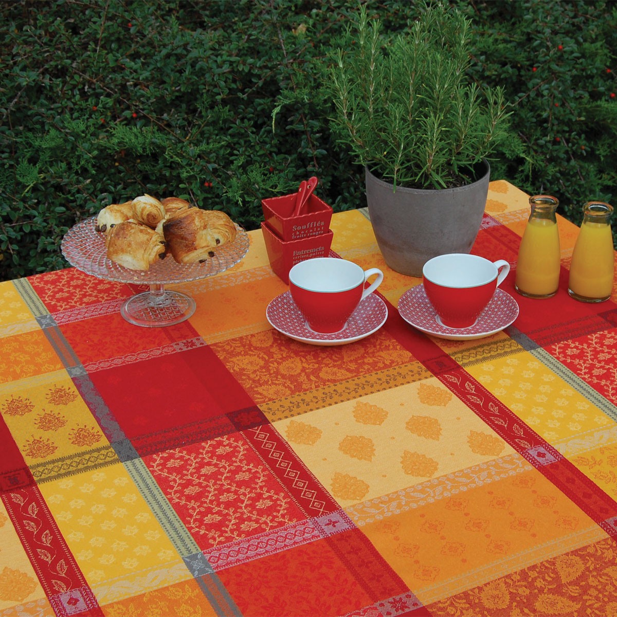 Nappe jacquard anti-tache en coton enduit Téflon 3m50 Valescure