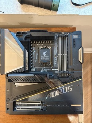 GIGABYTE Z790 AORUS XTREME LGA 1700 DDR5 EATX Gaming Motherboard