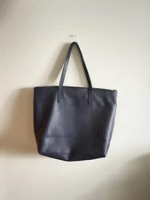 Cuyana Classic Navy Blue Pebbled Leather Tote with Long Strap