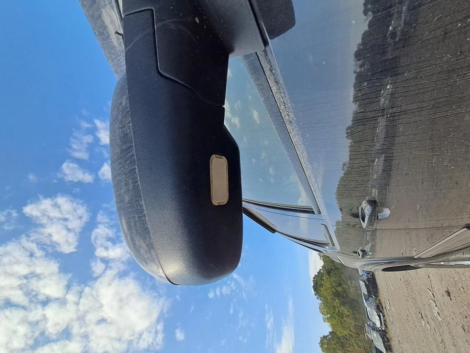 2009 Chevrolet Avalanche Right Passenger Side Mirror OEM Power DL3 3690097 - Imagem 2 de 4