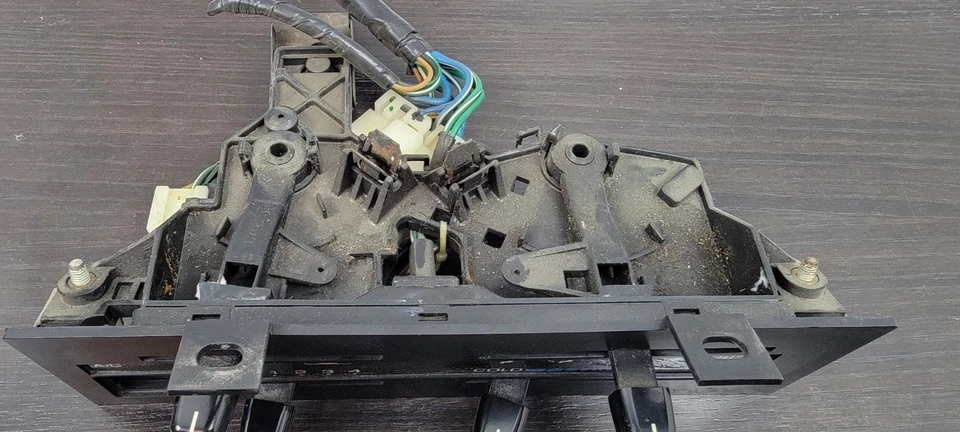 1989-88 NISSAN STANZA CLIMATE CONTROL ACHEAT OEM 88 - Image 4 of 4