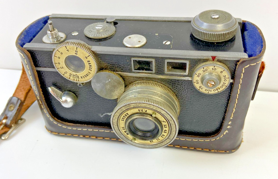 Argus C-3 vintage camera equipment - eBay listing photo 1