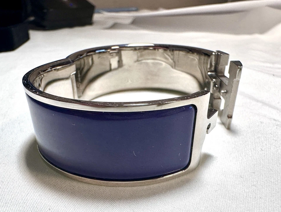 Pulsera HERMES Clic H Ancha Esmalte Púrpura Paladio Talla M Usada Buena Auténtica Foto 3 de 4