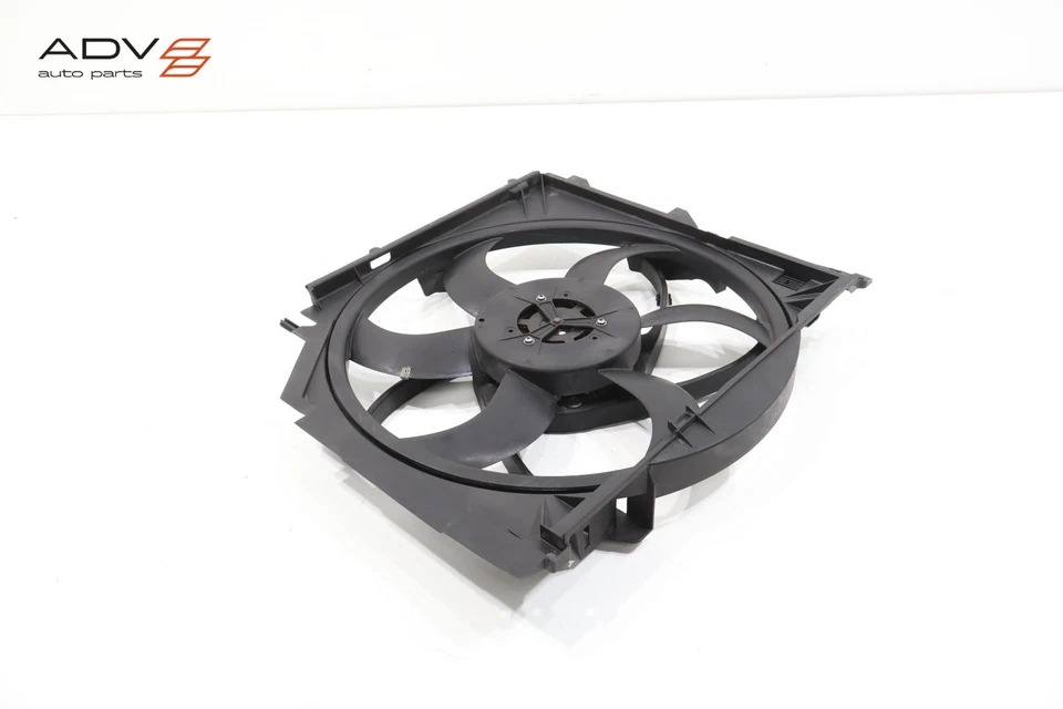 BMW Z4 E85 2003-2008 cubierta del ventilador de refrigeración del radiador y la pala y el motor OEM Foto 3 de 4