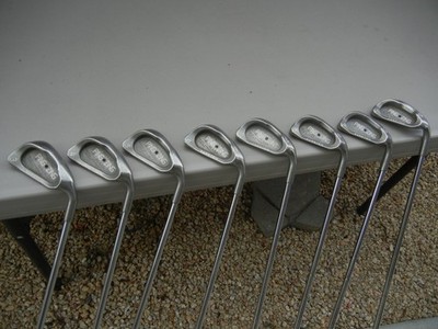 Lot / Set of 8 Golf Clubs PING ZING irons 3-9, wedge S, black dot, RH, EXCELLENT