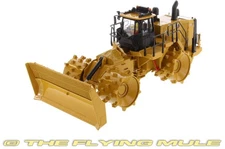 Diecast Masters 1:50 836 Landfill Compactor