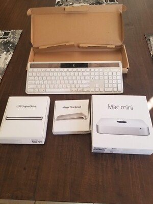 Apple 1.4GHZ dual-core Intel Core i5 with 3MB L3 cache 500GB HD bundle