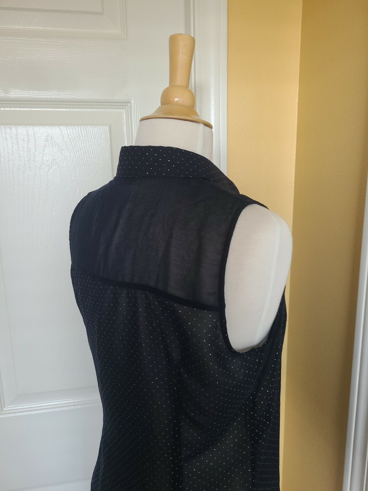 CACHE BLUE BUTTON DOWN SLEEVELESS BLOUSE, SIZE M - image 6