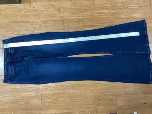 Tractr Hi Rise Jeans Womens Size 26 Flare Bottom NWT - Picture 7 of 11