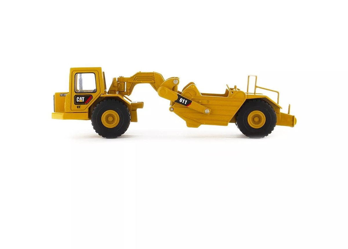 Diecast Masters - 1/64 Cat 611 Wheel Tractor Scraper (BBDM85695