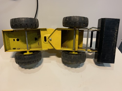 Cargador frontal vintage Tonka Mighty diésel, tractor XMB-975, metal de la era de 1980’s - Imagen 5 de 6