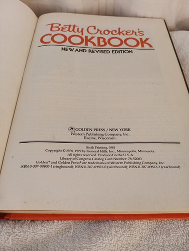 Betty Crocker's Cookbook New And Revised Edition, Seventh Printing 1981 - Imagen 10 de 14