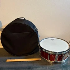 Pearl 14 Inch Snare Drum 8 Lugs Wooden Shell with Case and Accessories