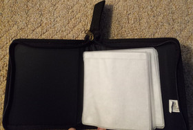 Brand New! Sega Dreamcast 16 Disc Zip-Up Carrying Case Storage Game CD Holder