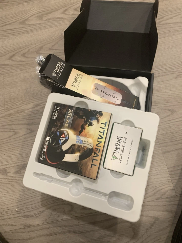 Turtle Beach Titanfall Atlas Cuffie Xbox One 360 PC CIB Edizione Limitata - Immagine 2 di 4