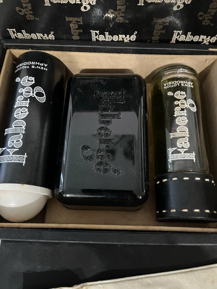De colección Fabergé Colonia Para Hombres Afrodisia Nueva Talco Loción Jabón Servilleta En Caja Foto 2 de 4