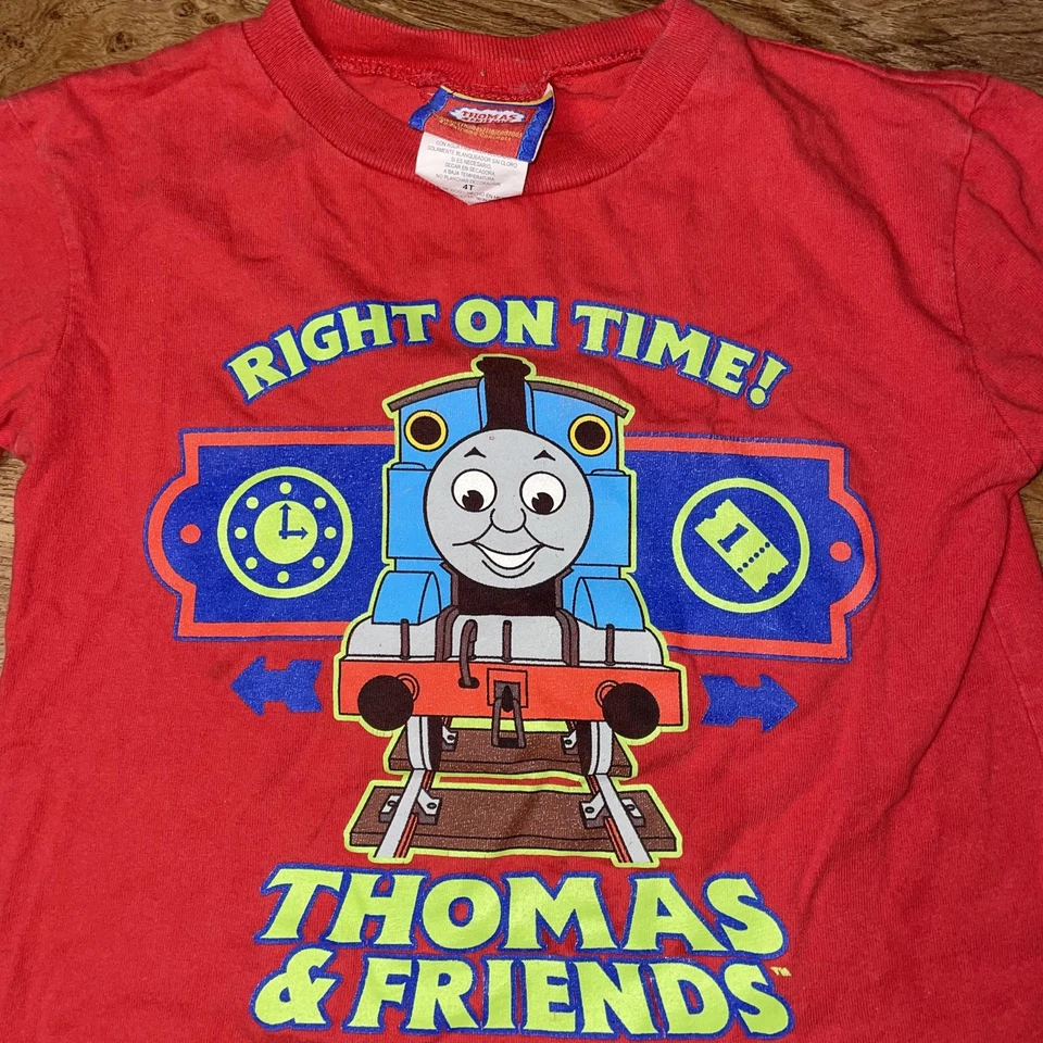 Camisa De Colección Thomas & Friends Niños 4T Roja Manga Larga Desgastada Foto 2 de 4